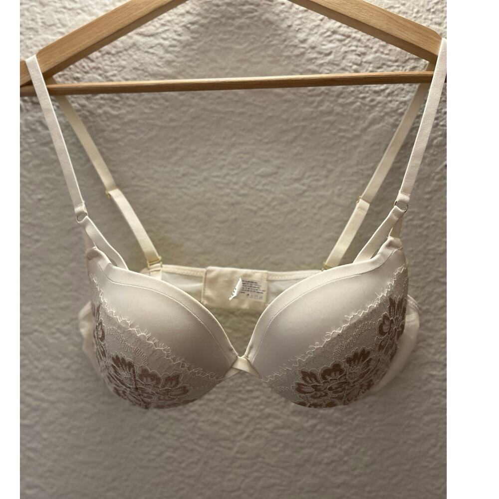 Maidenform Love the Lift Push Up Lace Demi Bra White Rose Gold 34C Feminine - Picture 4 of 7